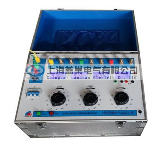 LCDL-200III三相電流發(fā)生器（簡稱三相升流器），我公司自行研制開發(fā)的測試設(shè)備，它集國內(nèi)外同類產(chǎn)品的優(yōu)點于一身，采用數(shù)控技術(shù)，抗干擾能力強，和上一代升流器相比，由于采用低功耗、大容量的自藕調(diào)壓器和高導(dǎo)磁率鐵芯制作的變流器。